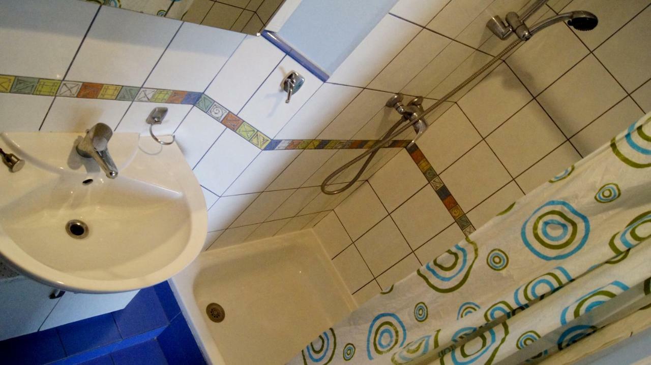 הוסטל פראג Km House Cerny Most מראה חיצוני תמונה